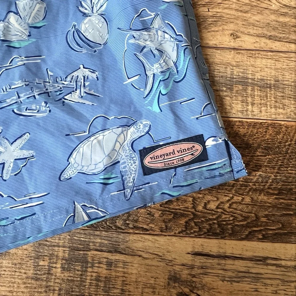 Vineyard Vines Swim Trunks Boys Medium Coastal Ocean Summer Turtles Vacation